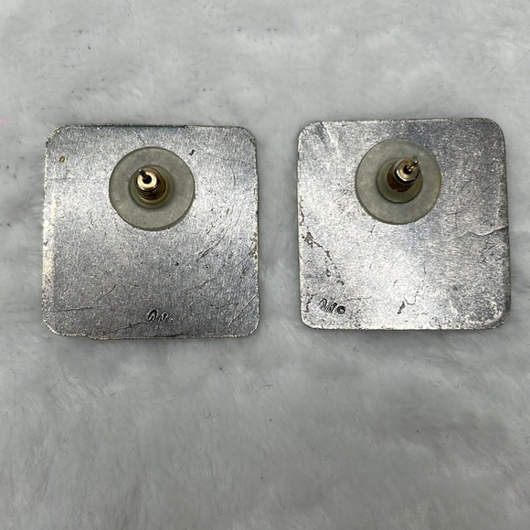 Vintage earrings signed by artist. Abalone, crystals and sterling silver. - Picture 2 of 3